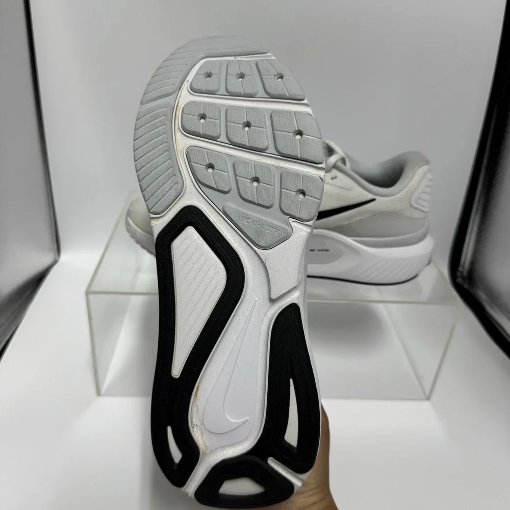 Nike Air Structure 26 White Black HJ1101-101 Running Shoe Women's 11 / Men's 9.5
